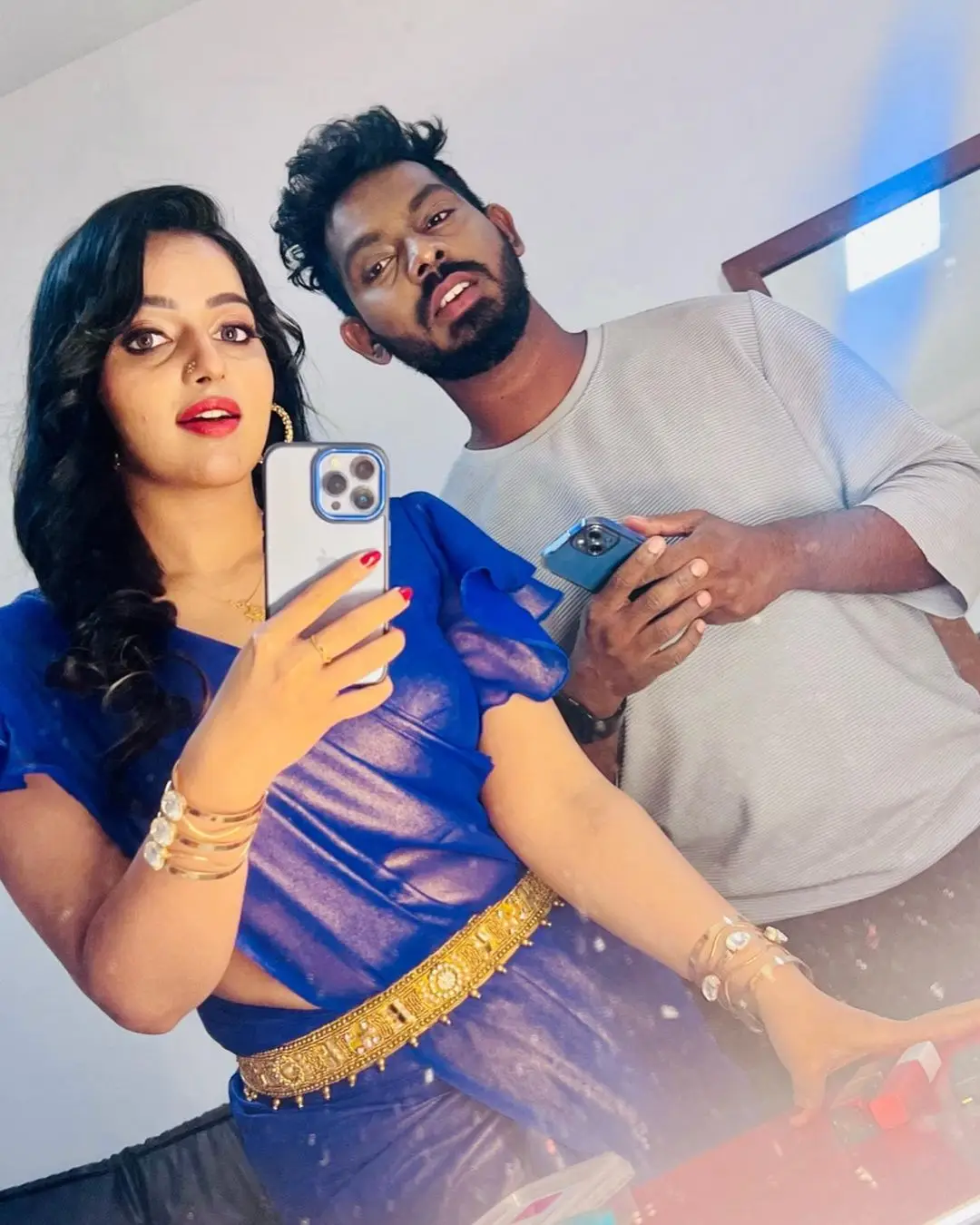 INDIAN GIRL MALAVIKA MENON IN BLUE SAREE BLOUSE 6